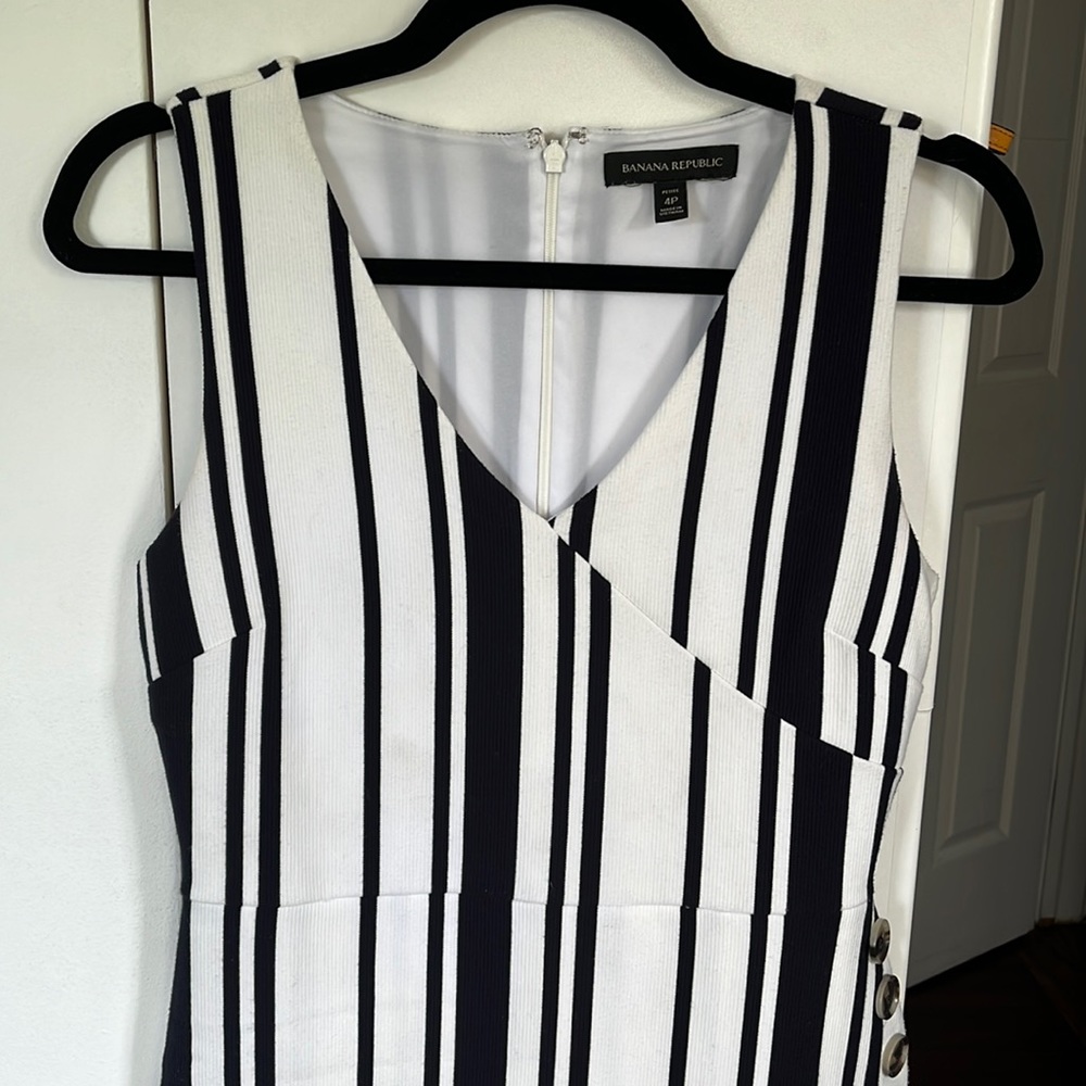 Banana Republic blue stripe dress